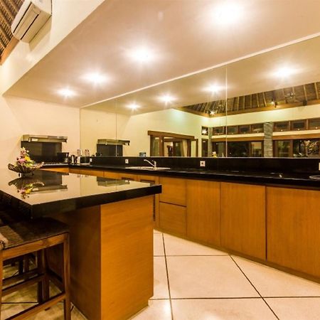 Luxury Villa Antan Central Seminyak Екстер'єр фото