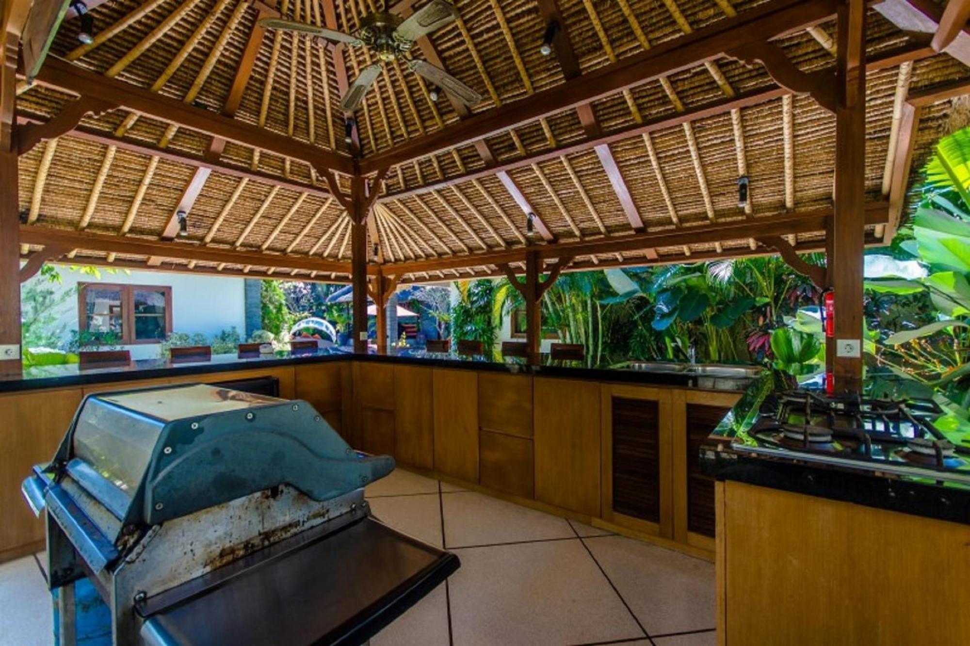 Luxury Villa Antan Central Seminyak Екстер'єр фото